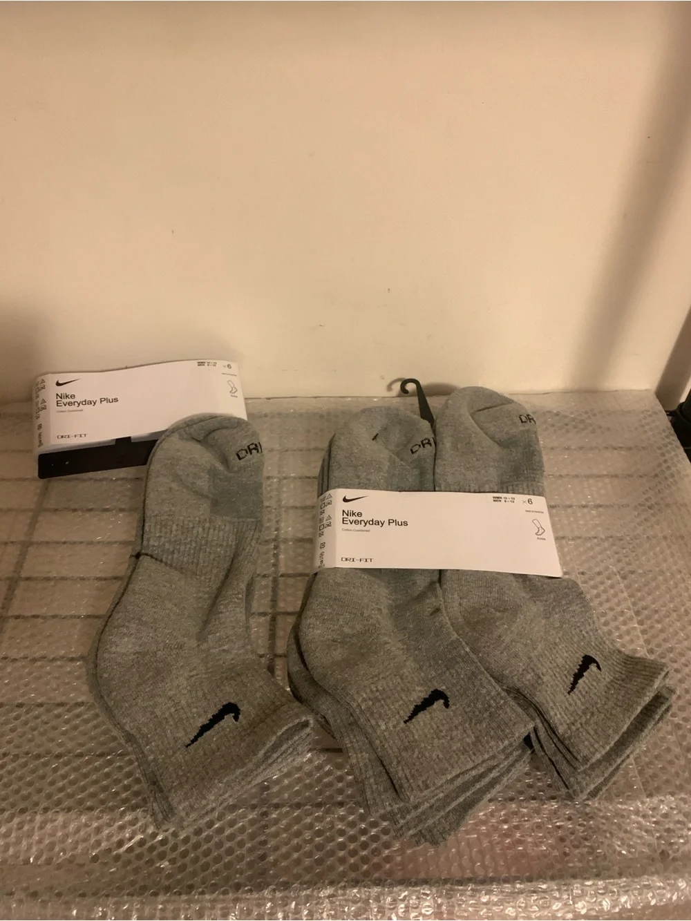Nike Everyday Plus Ankle Socks 6-Pack + 3 Pairs Gray SX6899-064 Mens Size L 8-12
